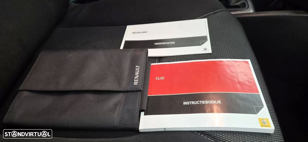 Renault Clio Sport Tourer 1.5 dCi - 21