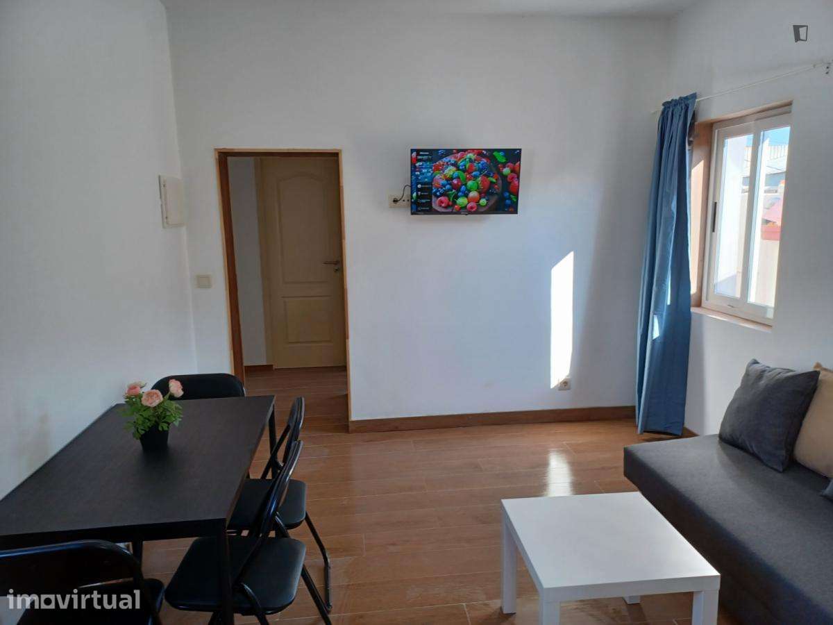Apartamento com 2 quartos - localizado em Campanhã Porto - Grande imagem: 2/18