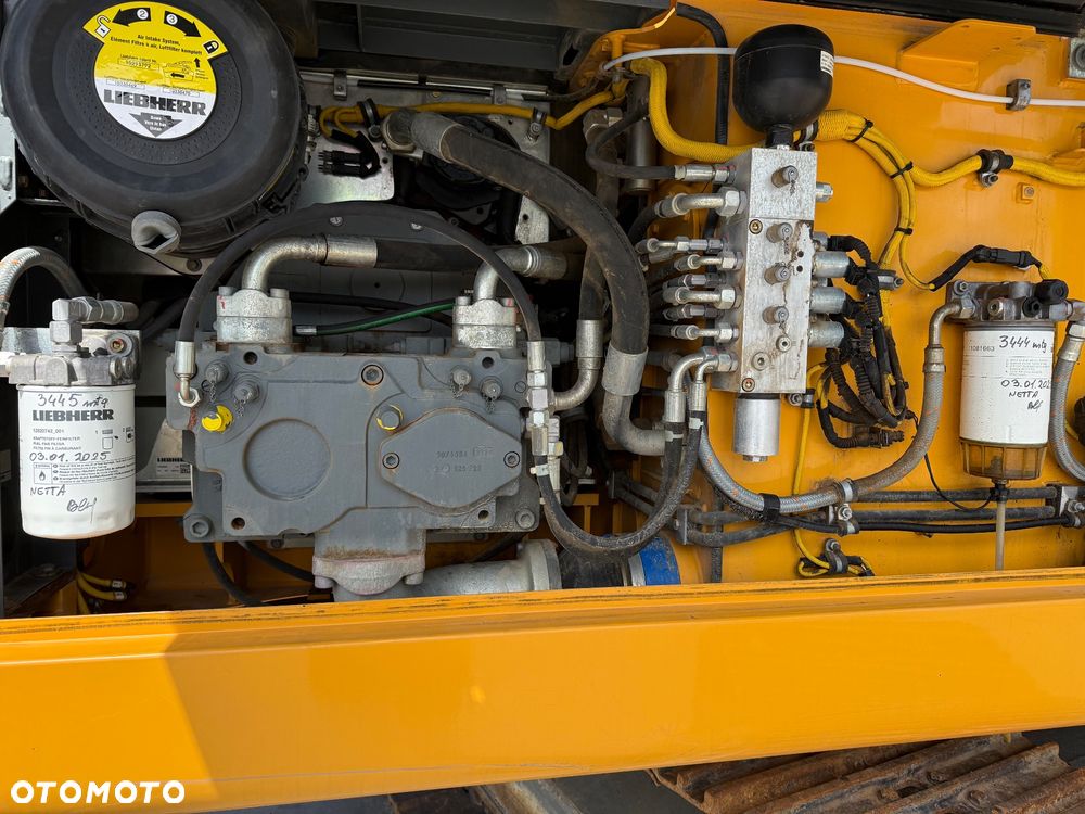 Liebherr R926 - 5