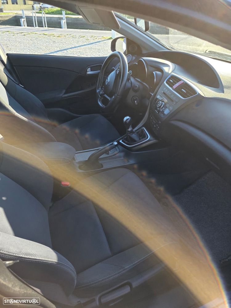 Honda Civic Tourer 1.6 i-DTEC Comfort - 17