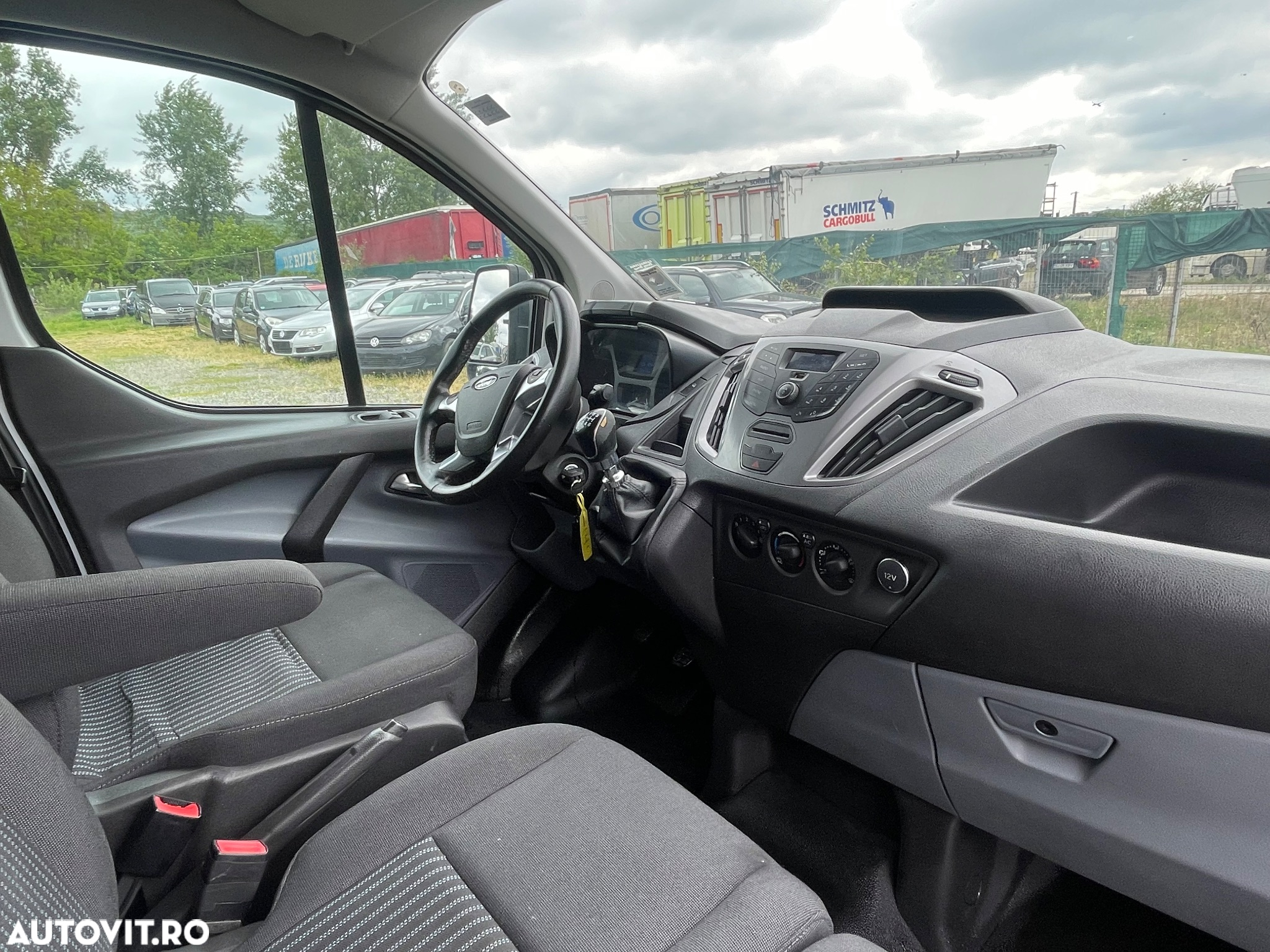 Ford Transit Custom - 11