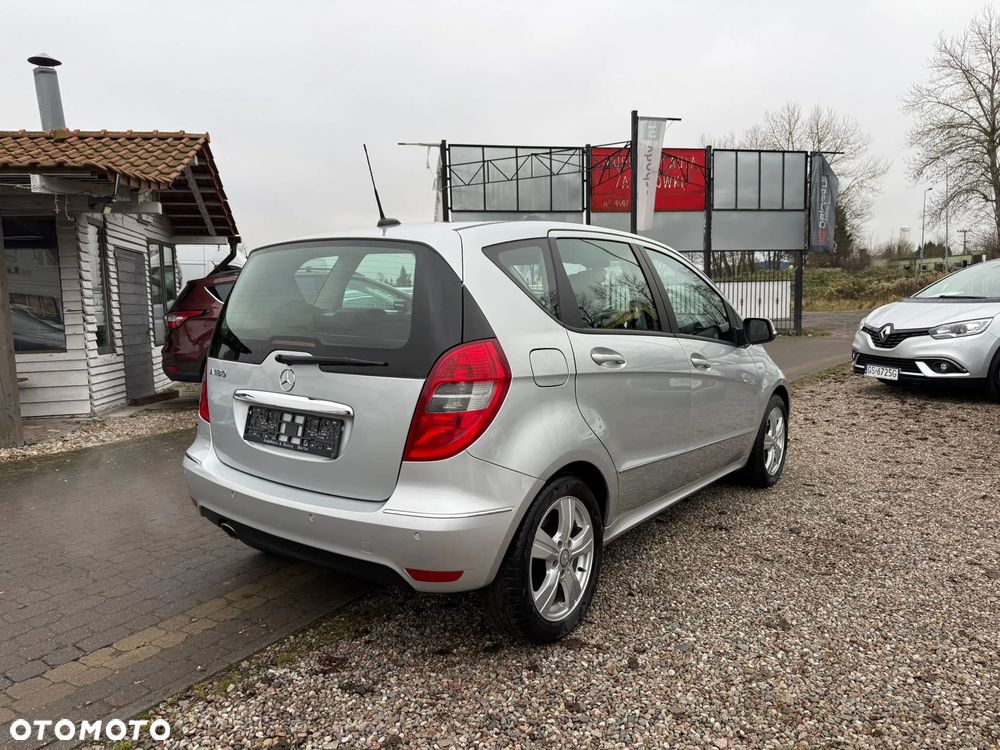 Mercedes-Benz Klasa A 170 Autotronic Avantgarde - 6