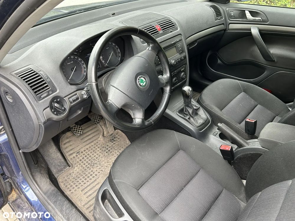 Skoda Octavia 1.6 FSI Elegance - 7