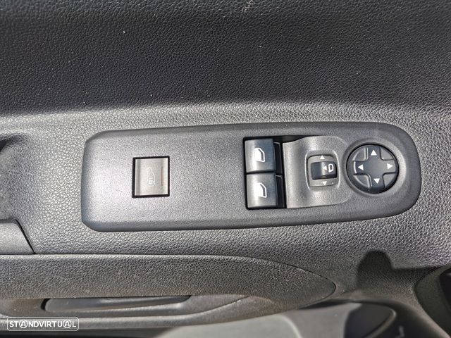 Peugeot Partner - 17