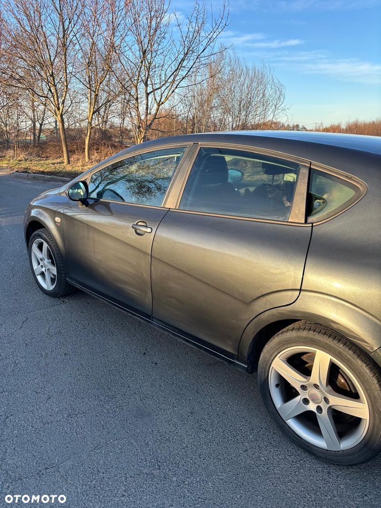 Seat Leon 1.8 TSI Style DSG - 3