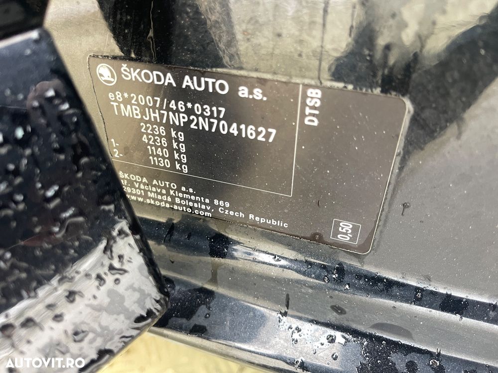 Skoda Superb 2.0 TDI DSG Premium Edition - 40