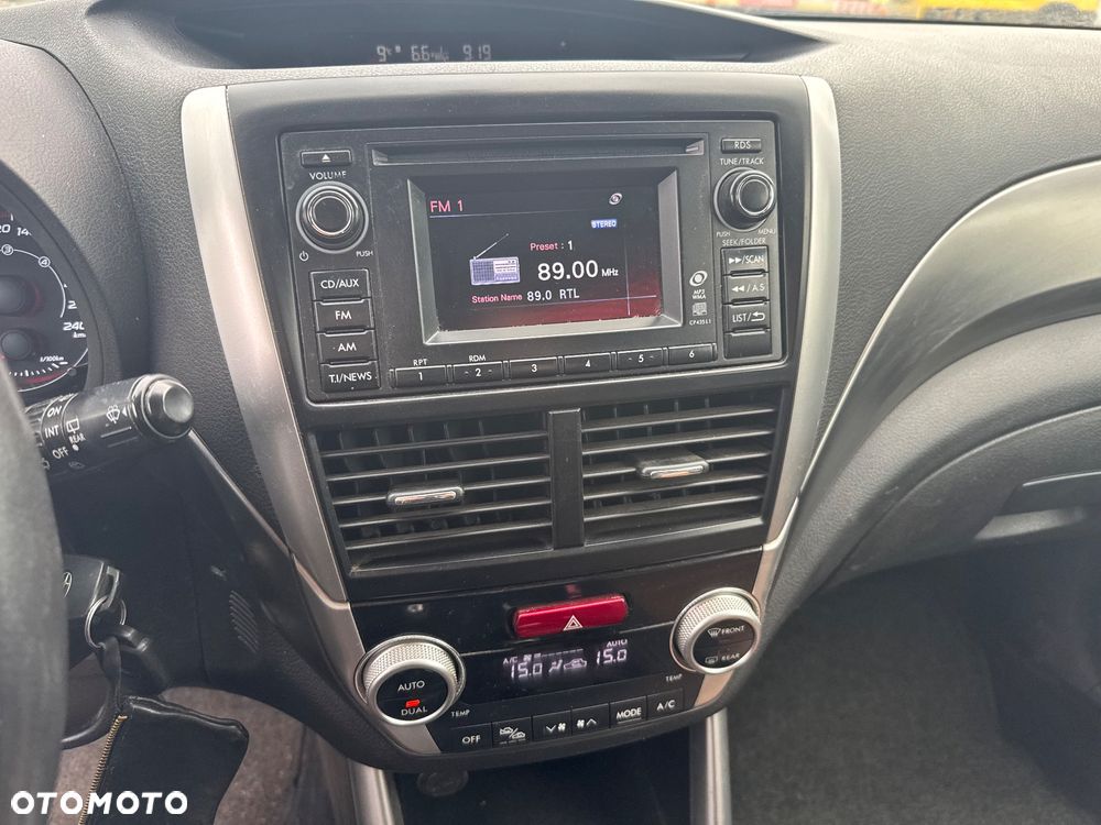 Subaru Forester 2.0D Active Deep Green Pearl - 11