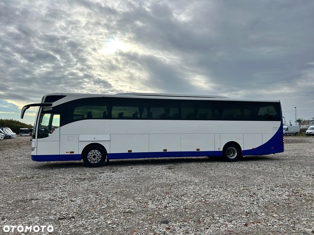 Mercedes-Benz Tourismo - 9