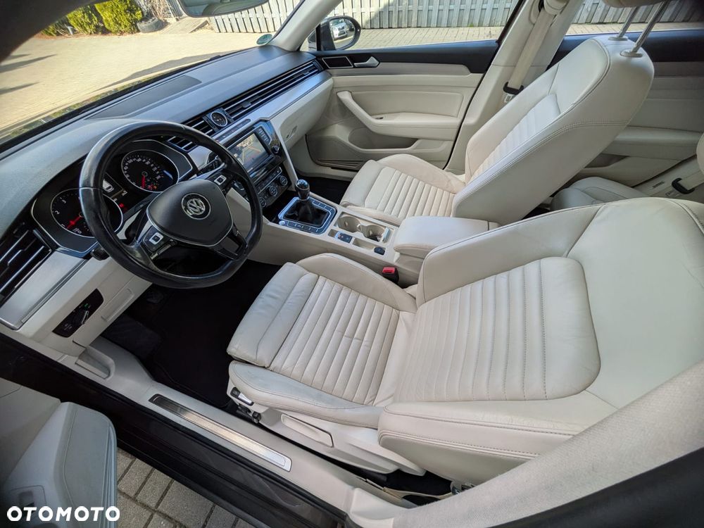 Volkswagen Passat Variant - 13