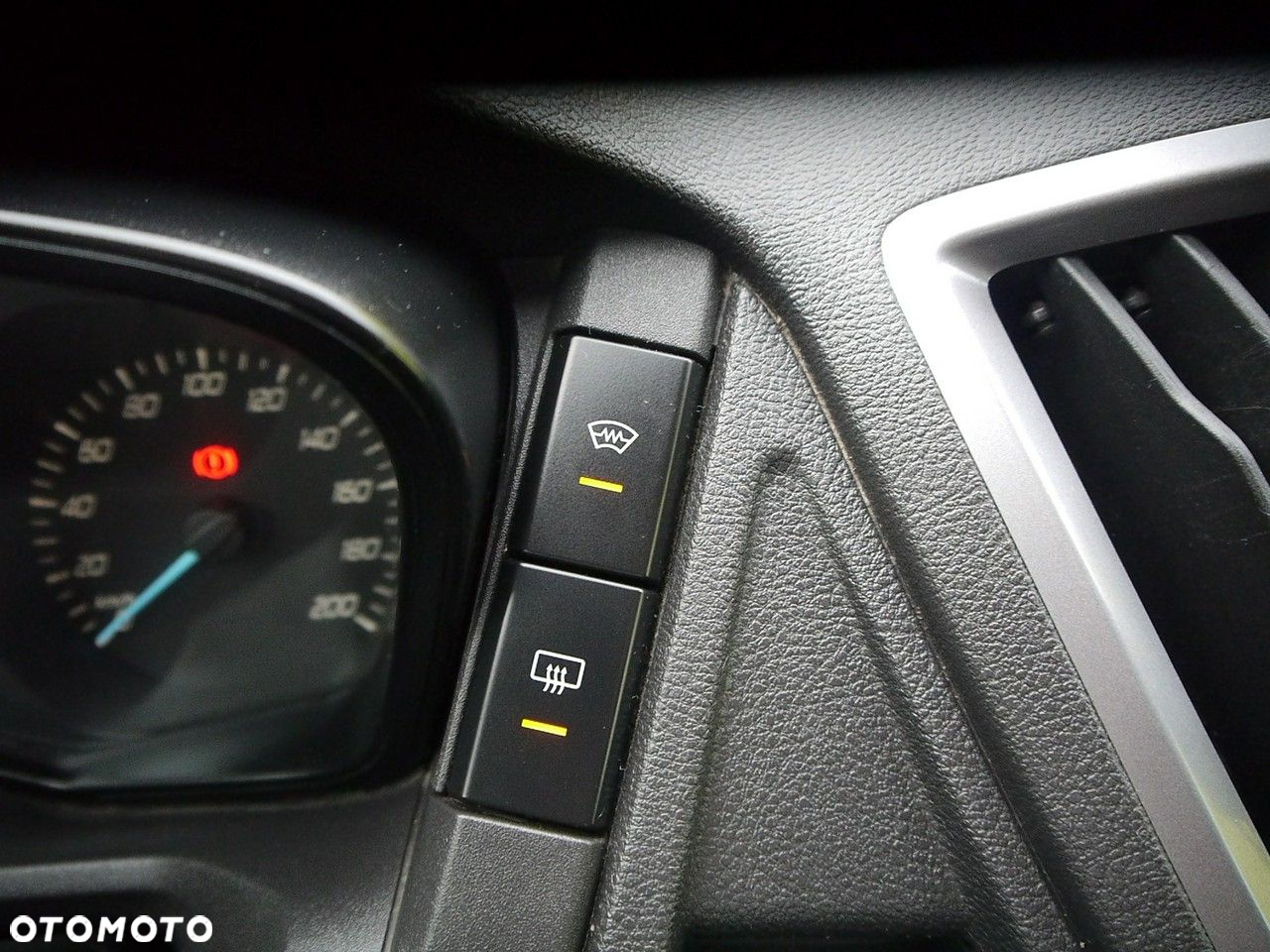 Ford Transit - 27