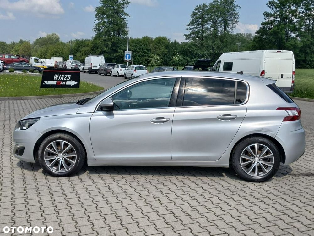 Peugeot 308 - 4