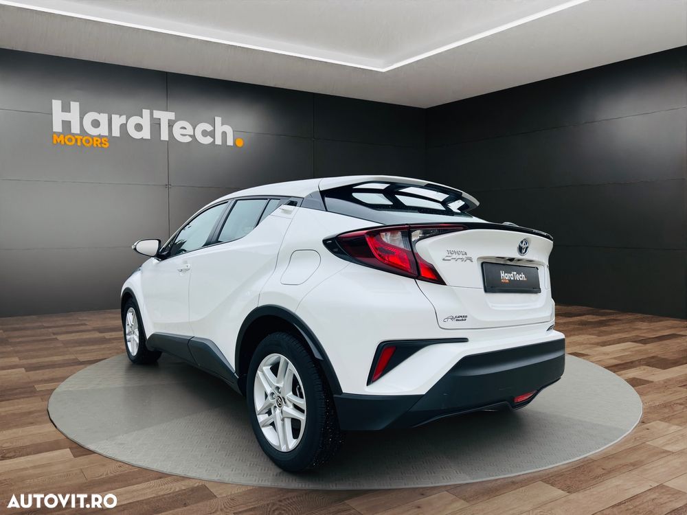 Toyota C-HR Hybrid Business-Edition - 4