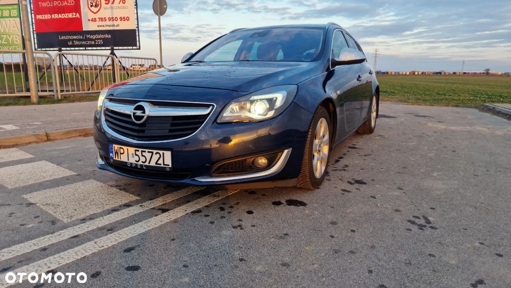 Opel Insignia 2.0 CDTI - 12
