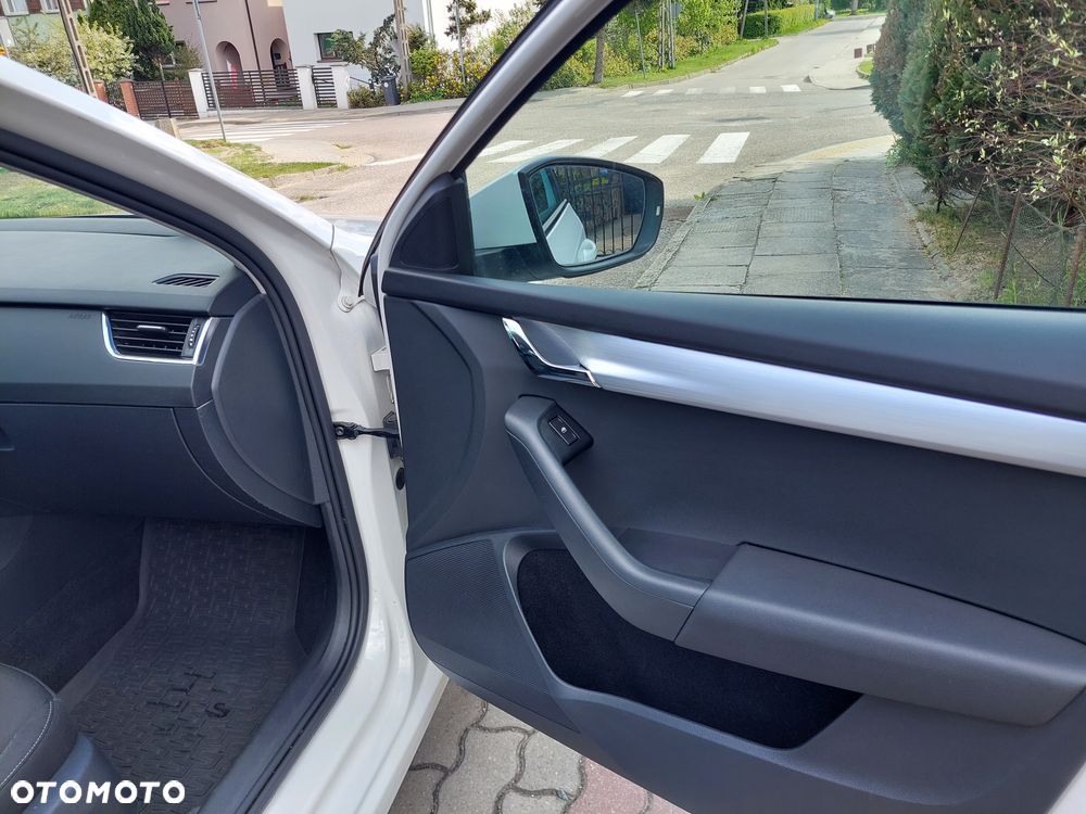 Skoda Octavia 1.5 TSI ACT Ambition - 14