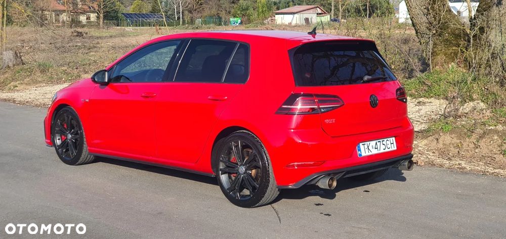 Volkswagen Golf GTI (BlueMotion Technology) DSG Performance - 4
