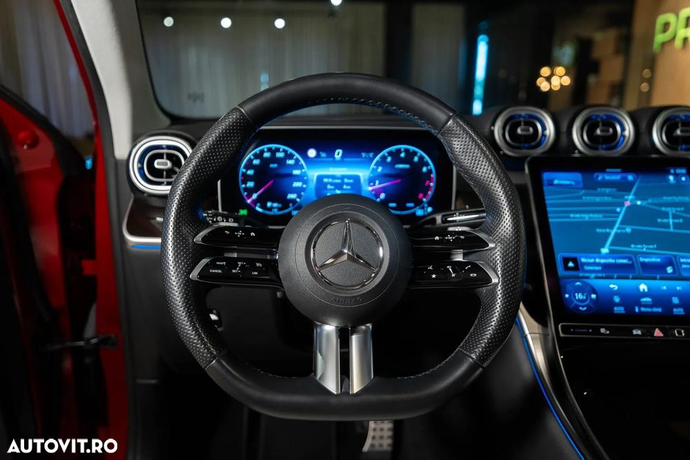 Mercedes-Benz GLC - 29