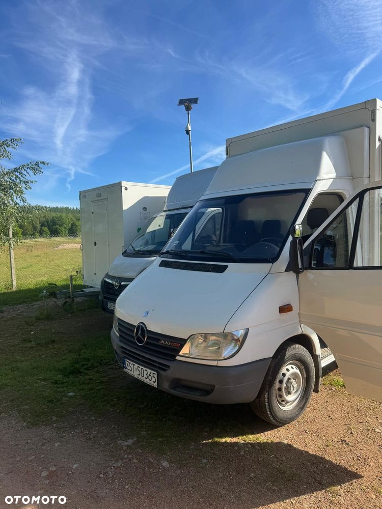 Mercedes-Benz Sprinter - 6