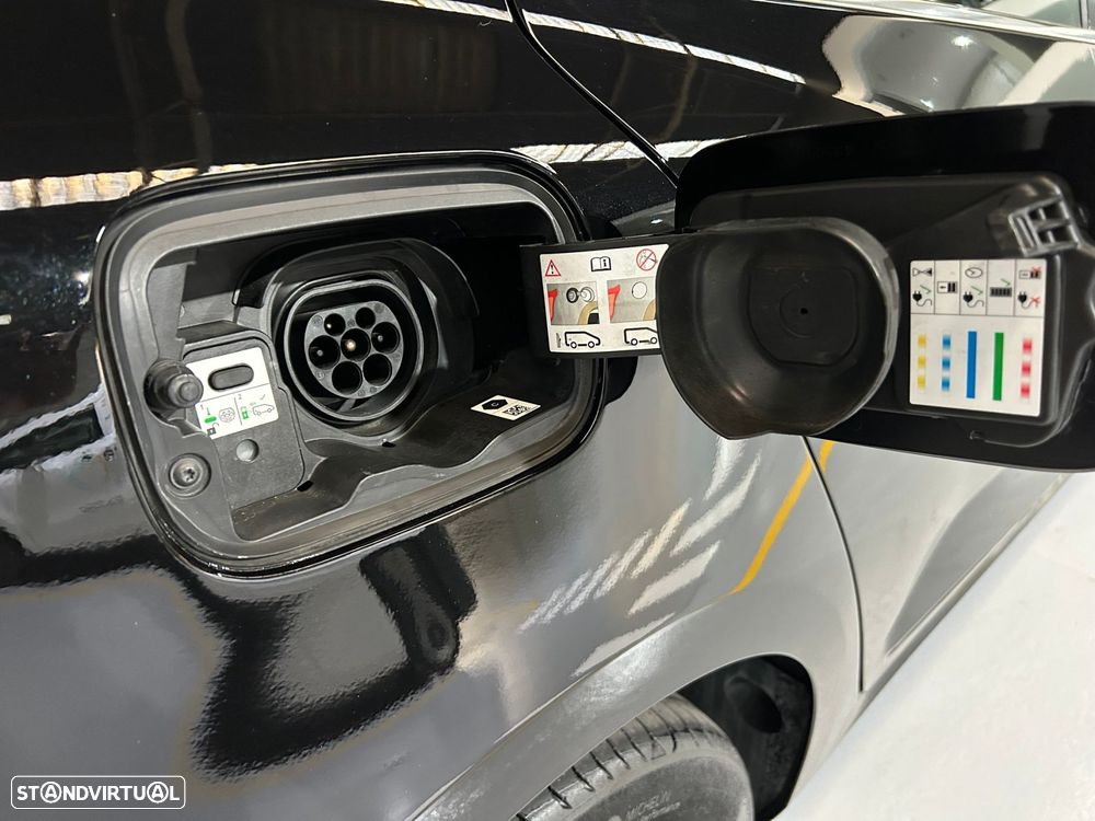 Renault Mégane Sport Tourer 1.6 E-Tech Plug-In Limited - 40