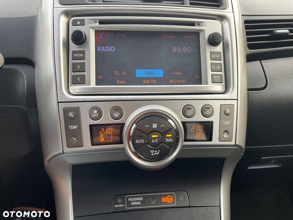 Toyota Verso 2.0 D-4D Sol 7os - 27