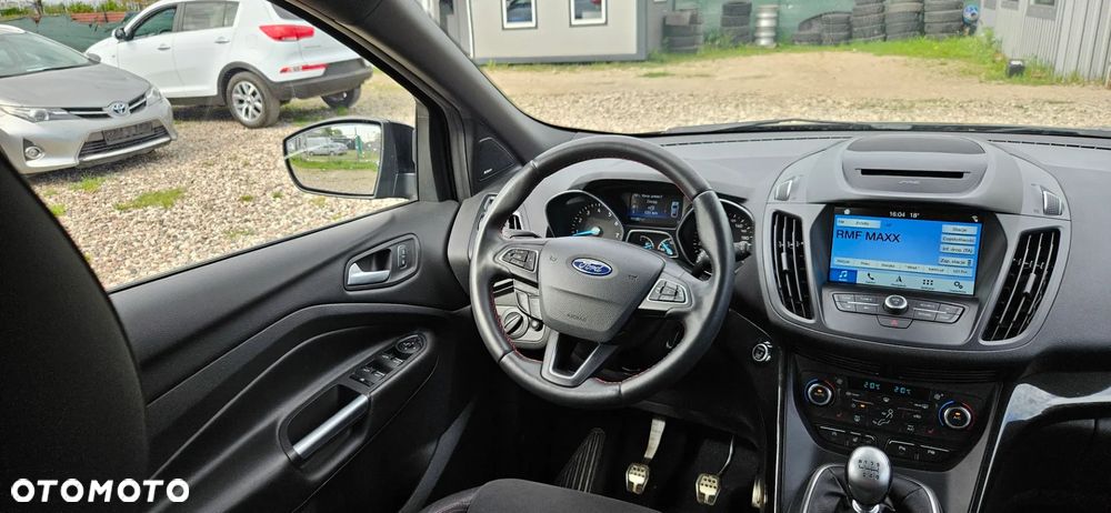 Ford Kuga - 31