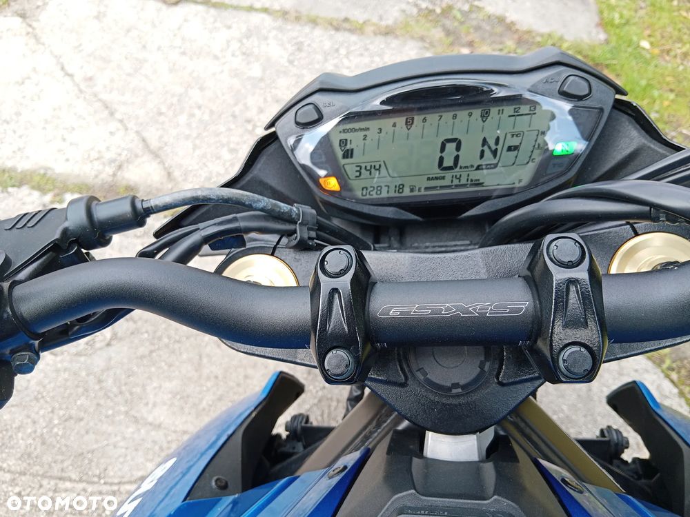 Suzuki GSX - 5