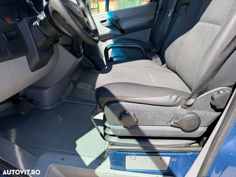Mercedes-Benz Sprinter 318 - 12