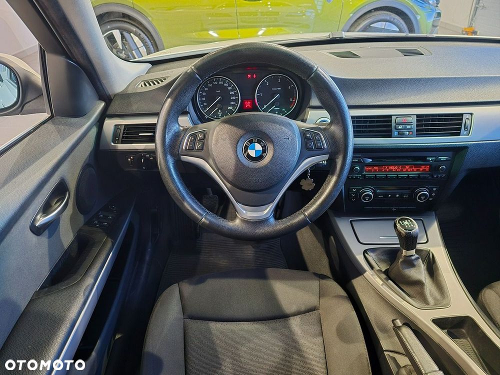 BMW Seria 3 - 19