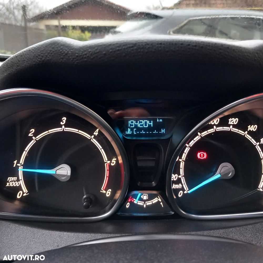 Ford Fiesta 1.5 TDCi DPF Trend - 4