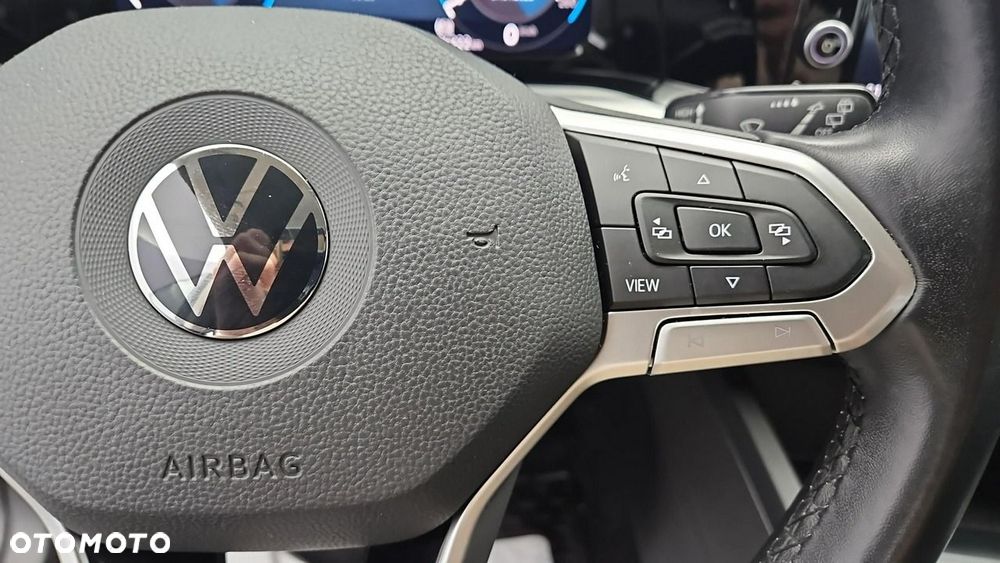 Volkswagen Golf - 16