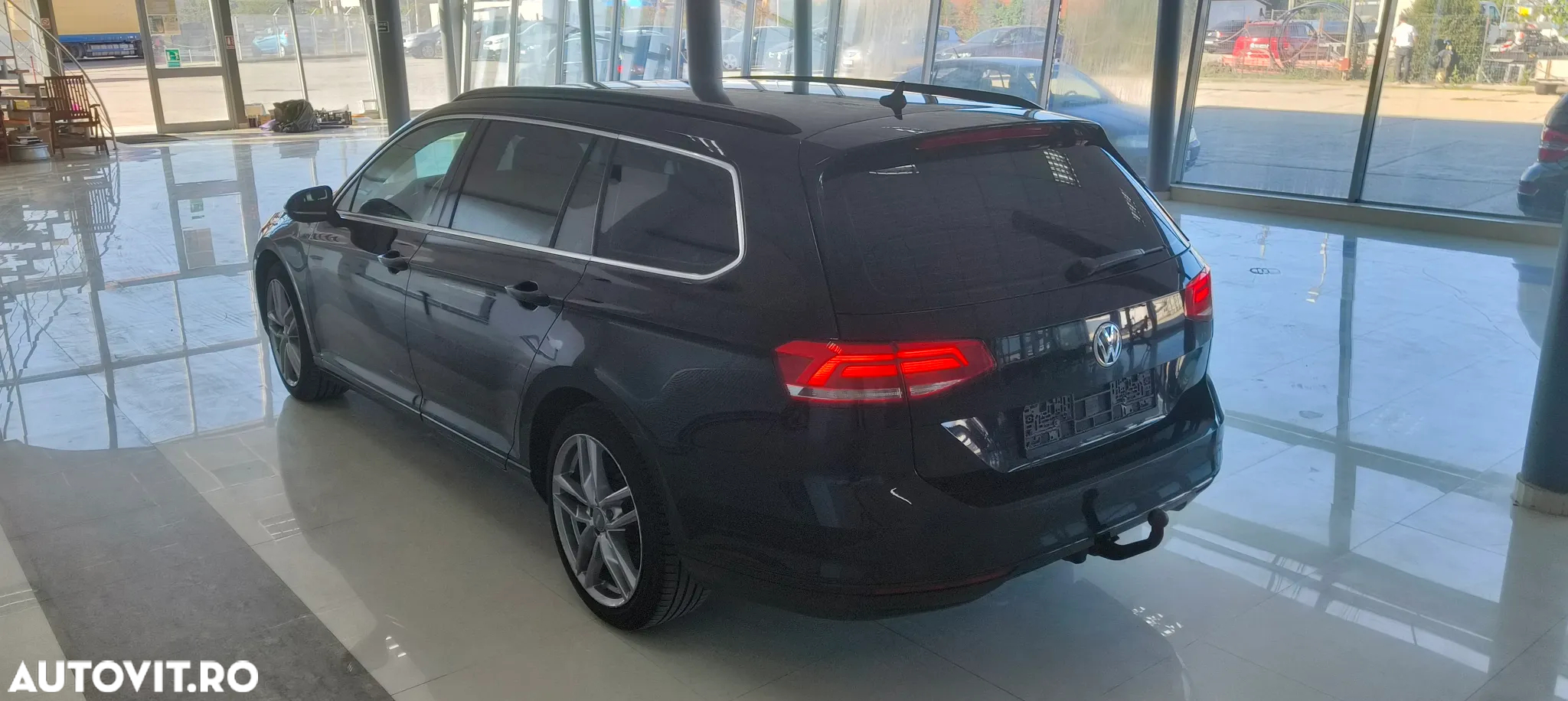 Volkswagen Passat Variant 2.0 TDI DSG Highline - 5