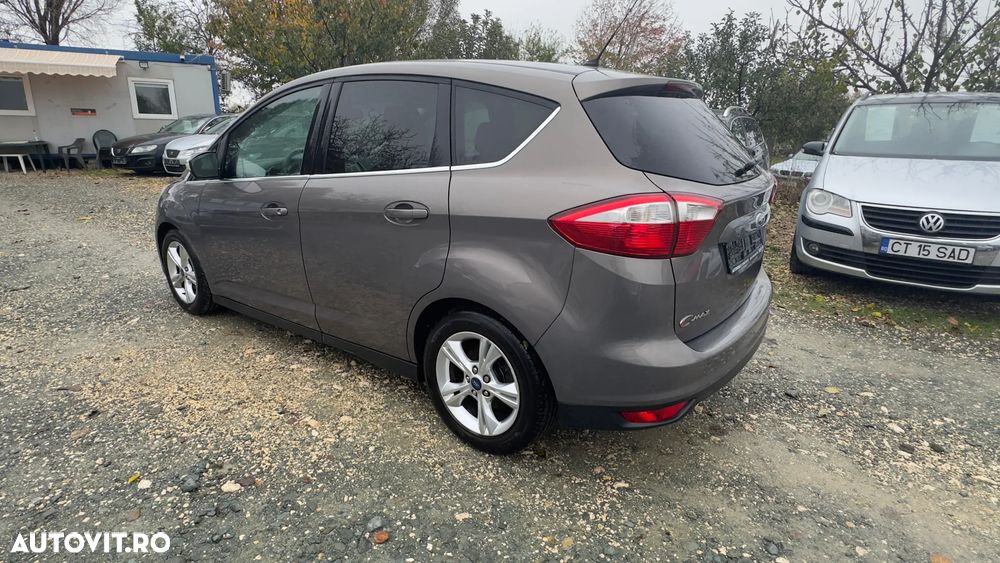 Ford C-Max - 12