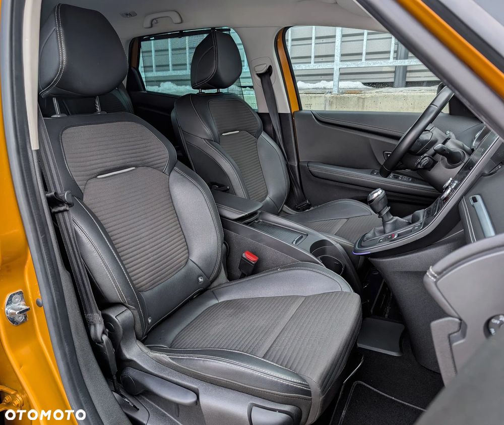 Renault Scenic ENERGY TCe 130 INTENS - 13