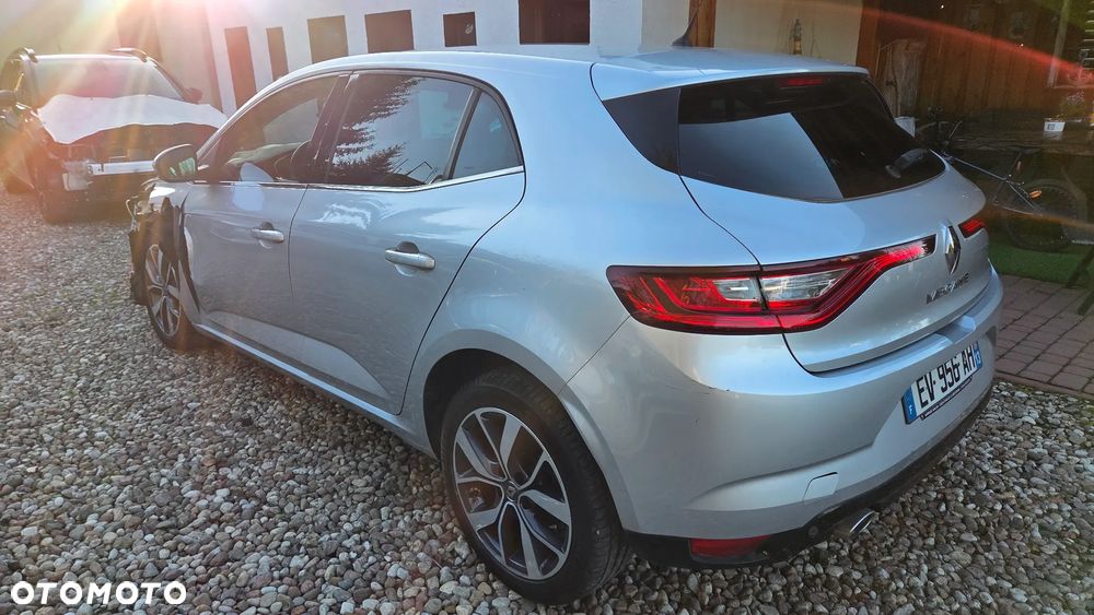 Renault Megane ENERGY dCi 130 BOSE EDITION - 3