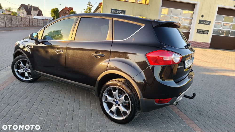 Ford Kuga 2.0 TDCi 2x4 Titanium - 18