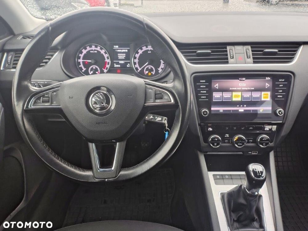 Skoda Octavia 1.6 TDI Ambition - 15