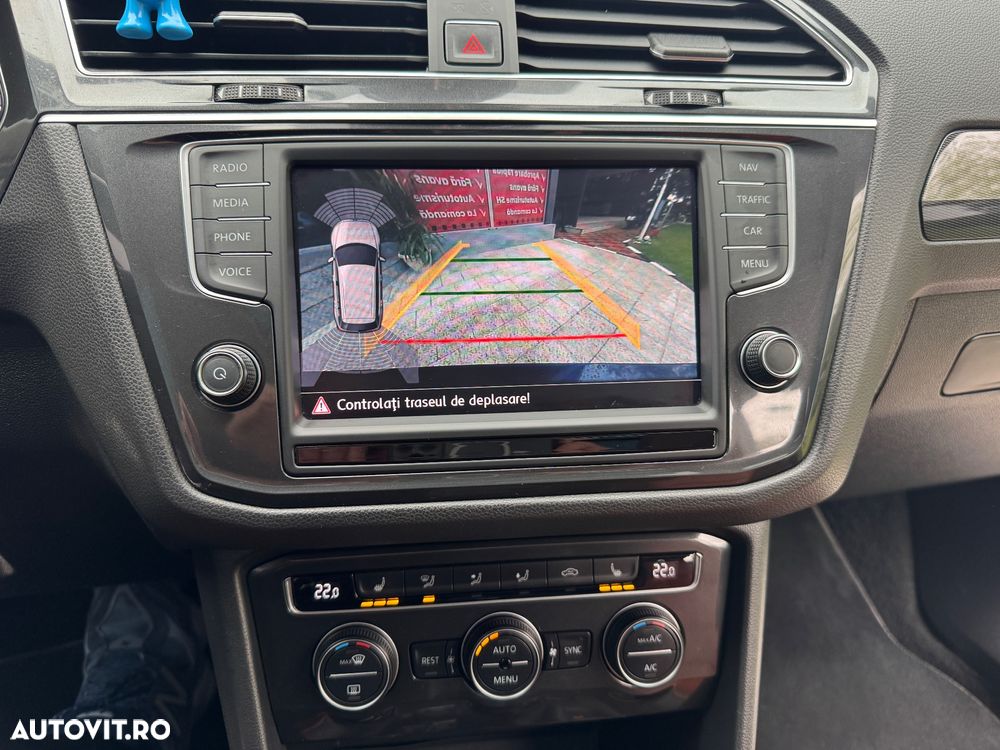 Volkswagen Tiguan 2.0 TDI SCR 4MOTION DSG Comfortline - 12