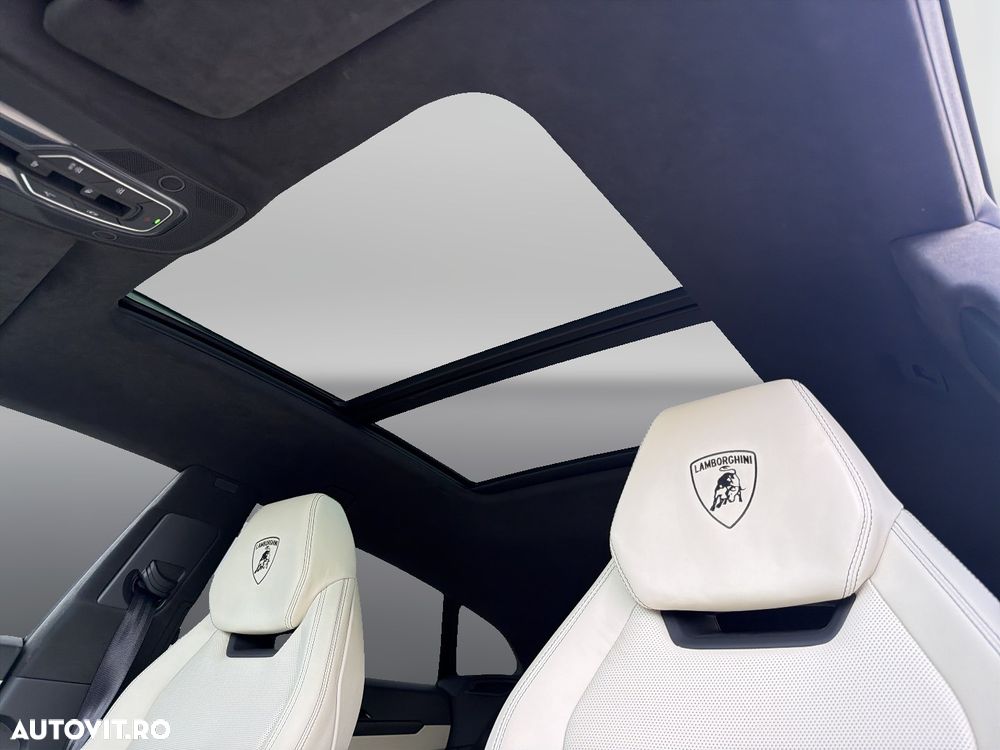 Lamborghini URUS - 10