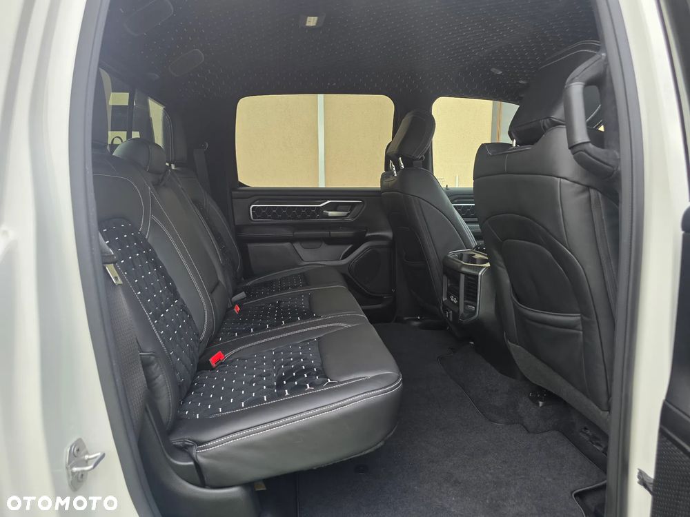 RAM 1500 - 35