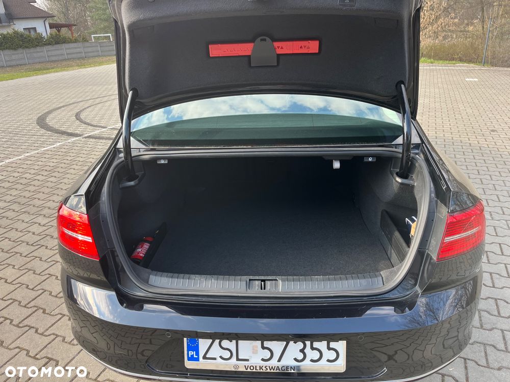 Volkswagen Passat 1.5 TSI EVO Highline DSG - 23