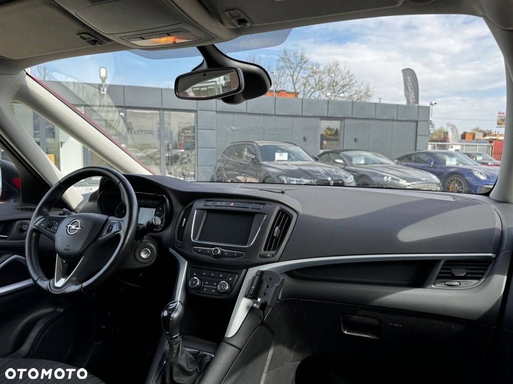 Opel Zafira - 13
