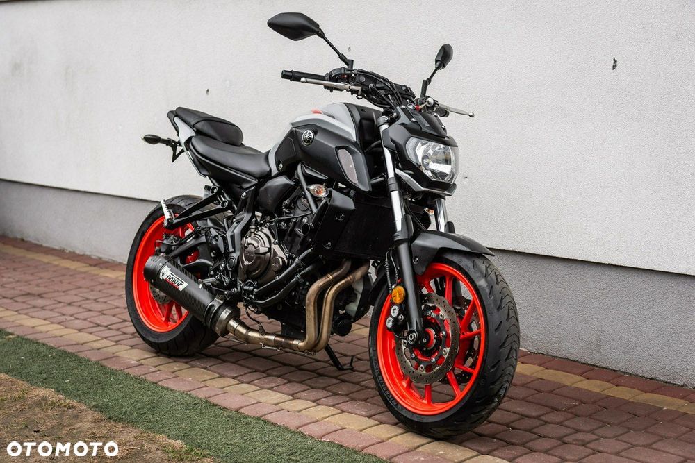 Yamaha MT - 1