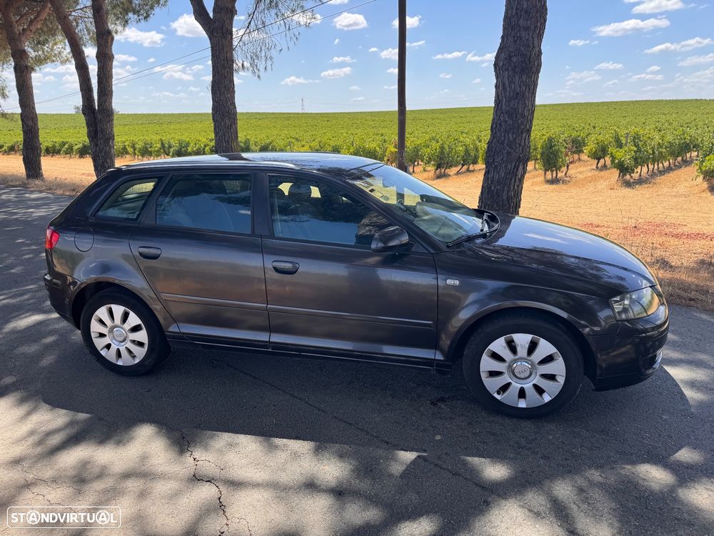 Audi A3 Sportback 2.0 TDi - 11