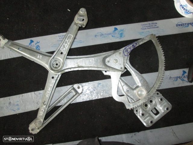 Elevador Sem Motor REF0445 MERCEDES W210 1999 5P FD - 1