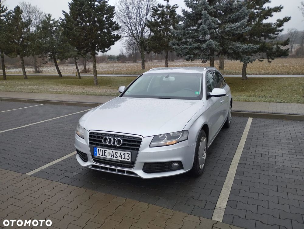 Audi A4 Avant 2.0 TDI DPF multitronic Attraction - 3