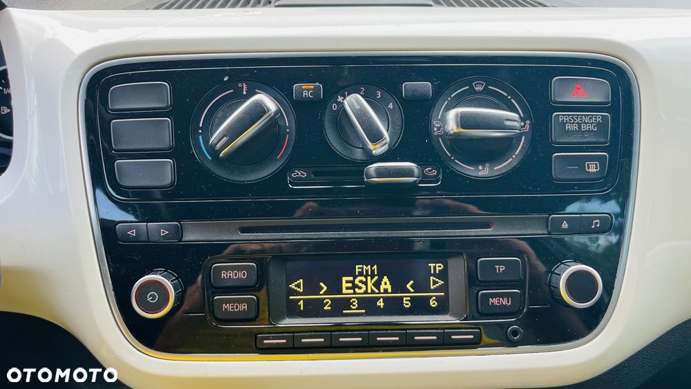 Volkswagen up! - 11