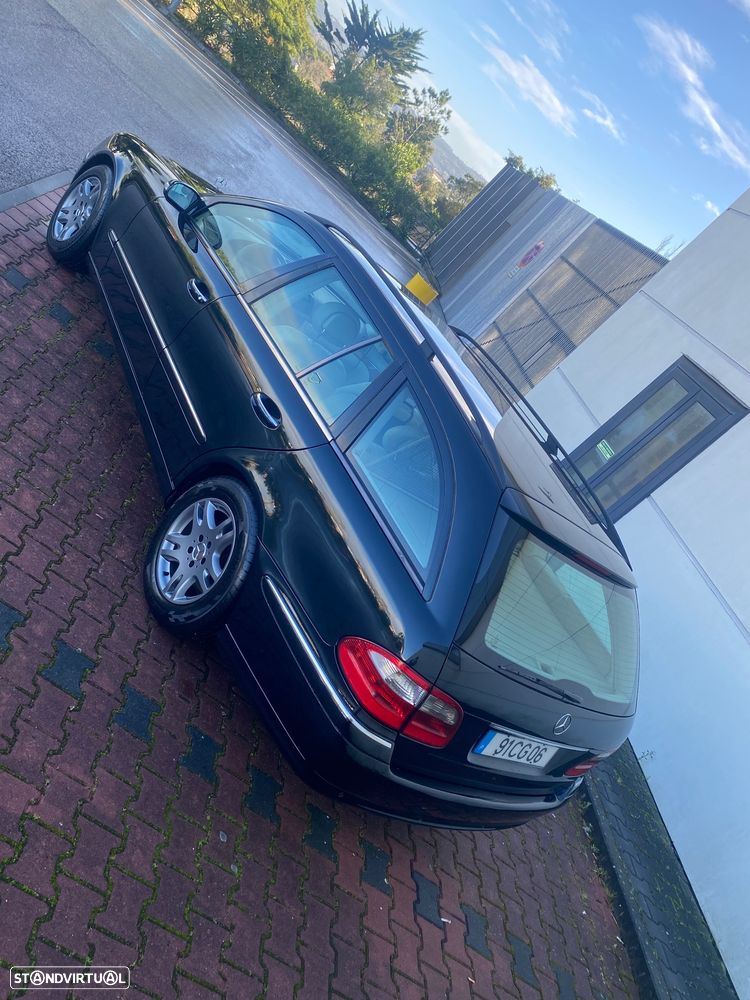Mercedes-Benz E 220 - 14