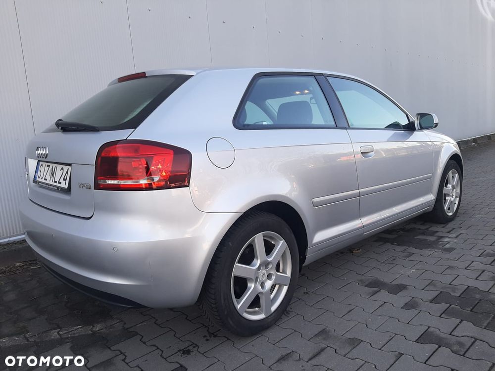 Audi A3 3-drzwiowe 1.4T FSI Ambiente - 32