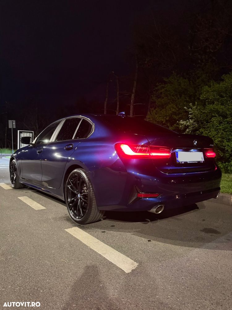 BMW Seria 3 320i AT - 3
