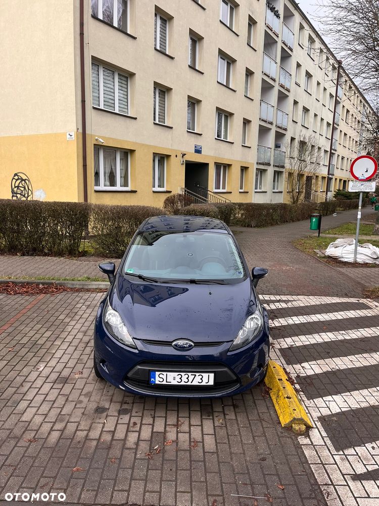 Ford Fiesta 1.25 Trend - 11