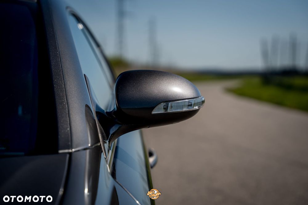 Mercedes-Benz CLS - 32